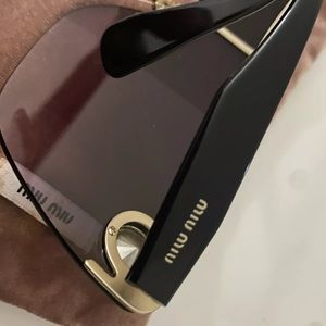 MIU MIU SUNGLASSES